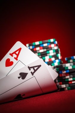 Live payout multipliers and draw window countdown displayed on platform
